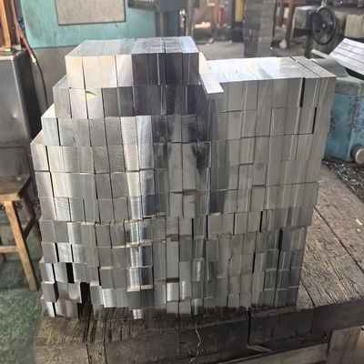 1.2343 ELECTROSLAG REMELTING HOT WORK DIE STEEL BRIGHT SUFFACE H11 L'acciaio non deve essere utilizzato per la lavorazione a caldo.